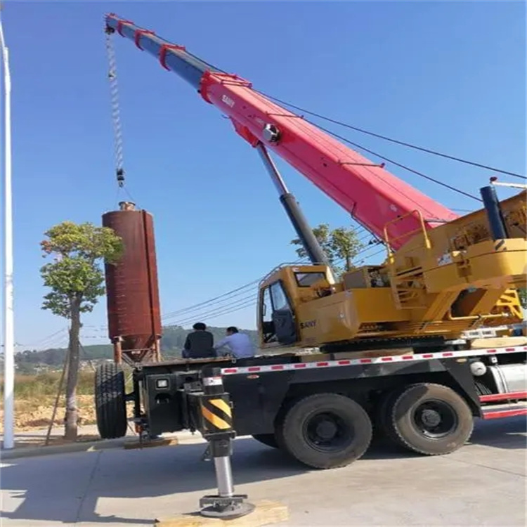 德城专业吊车租赁多少钱