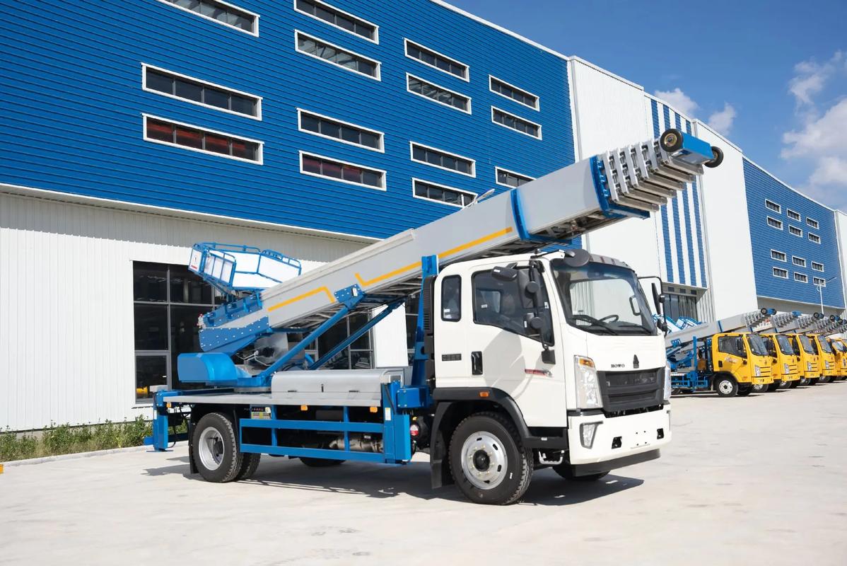 德城出租云梯车高空作业车 建筑垃圾搬运