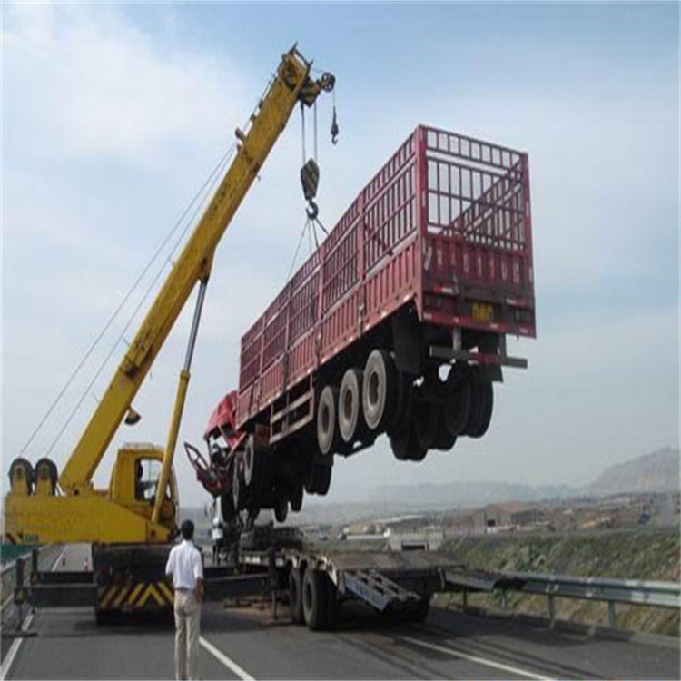 德城吊车吊运安全措施